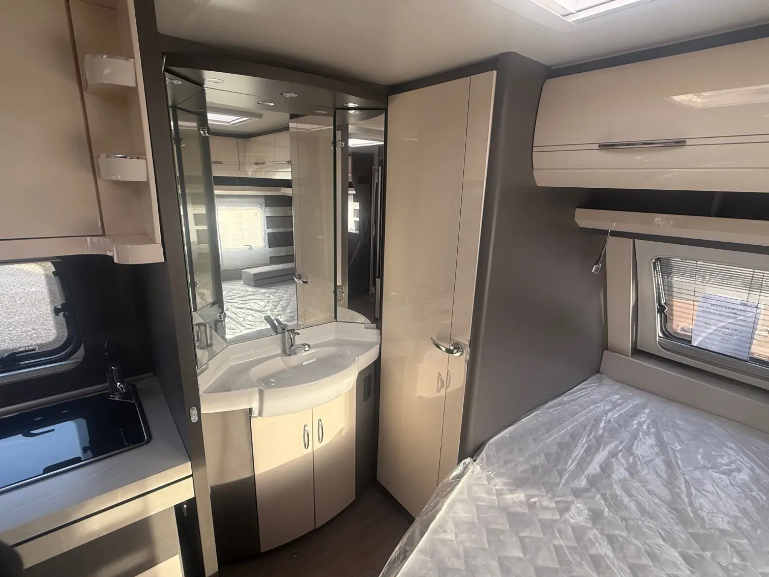 Fabriksny ! Hobby 560 CFE Excellent - Billede 9