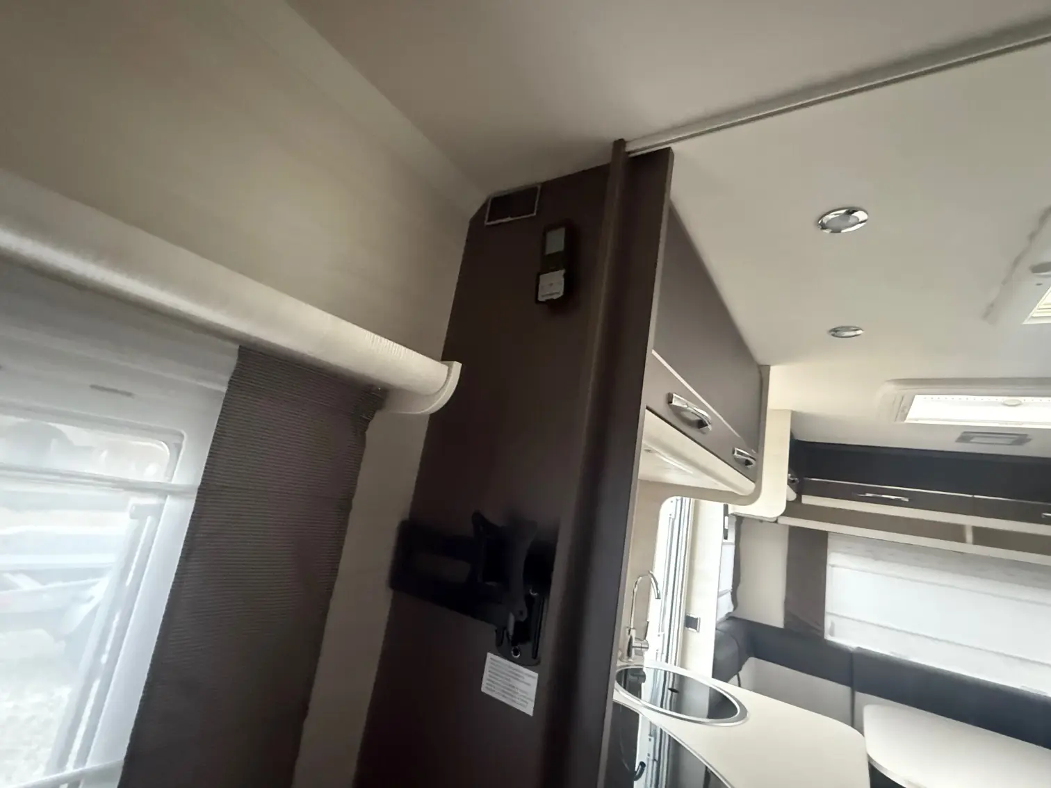 2019 Caravelair Artica 470 Queens bed - Billede 11