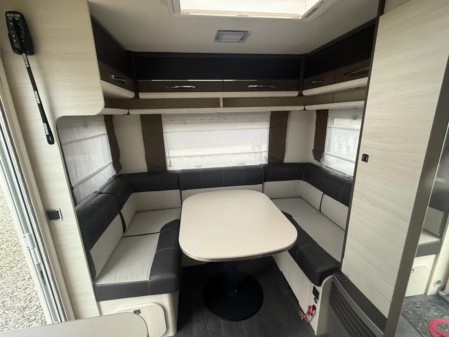 2019 Caravelair Artica 470 Queens bed - Billede 16