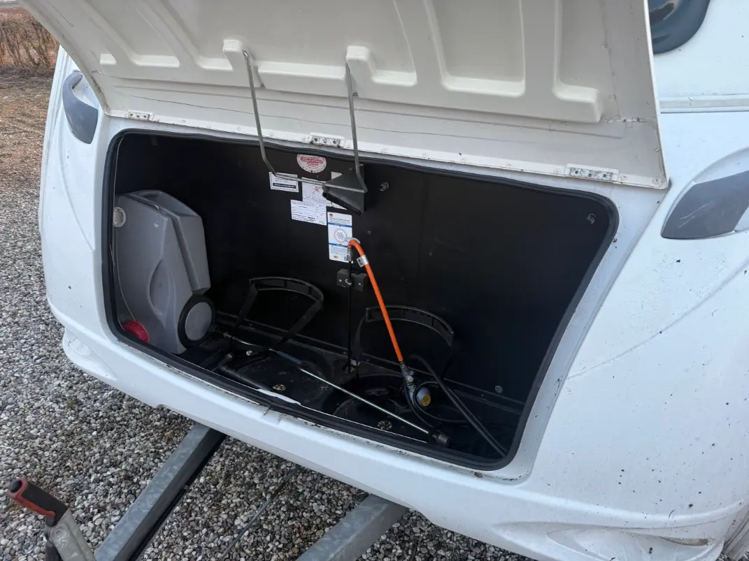 2014 Caravelair Antares 460 Queens BED - Billede 6