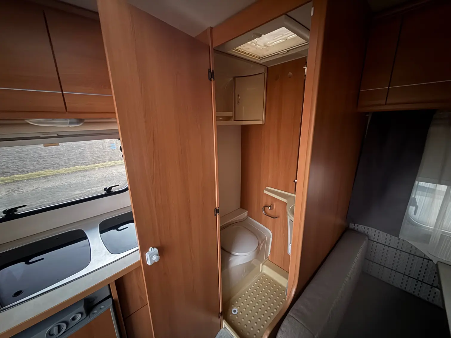 2014 Caravelair Antares 460 Queens BED - Billede 12